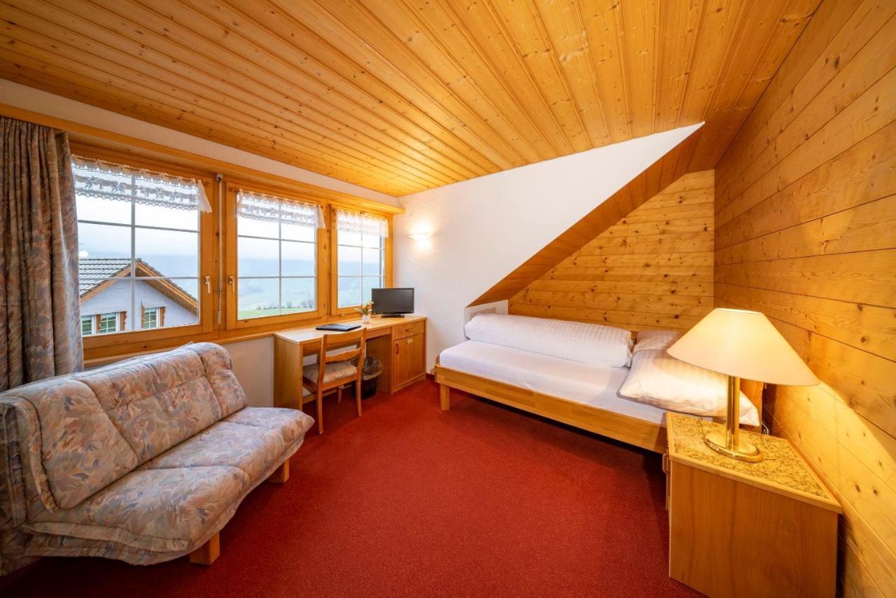 Hotel Und Restaurant Chaeseren Schonengrund Bagian luar foto
